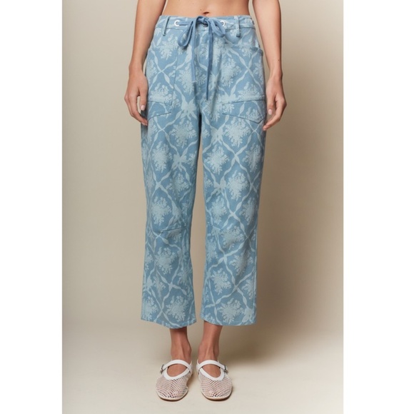 "The Cleo" Coquette Printed Barrel Jean - Picture 2 of 4